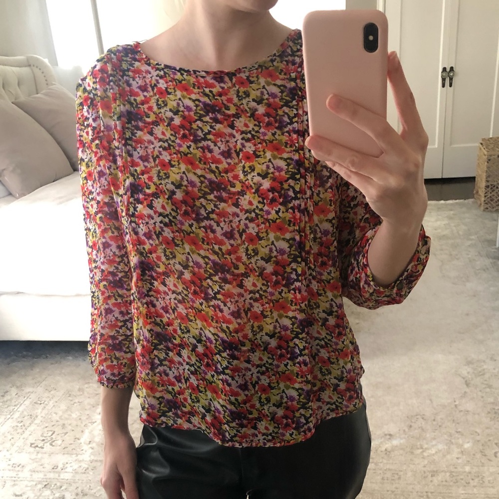 Forever21 floral blouse with back button detail